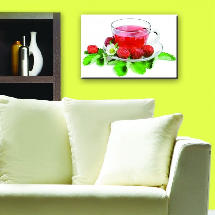 Obraz na skle - Šálek jahodového čaje 45 x 30 cm