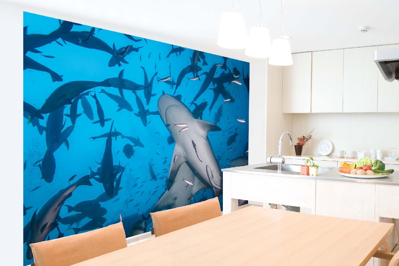 Samolepicí vliesová fototapeta Potápění se žraloky 375 x 250 cm