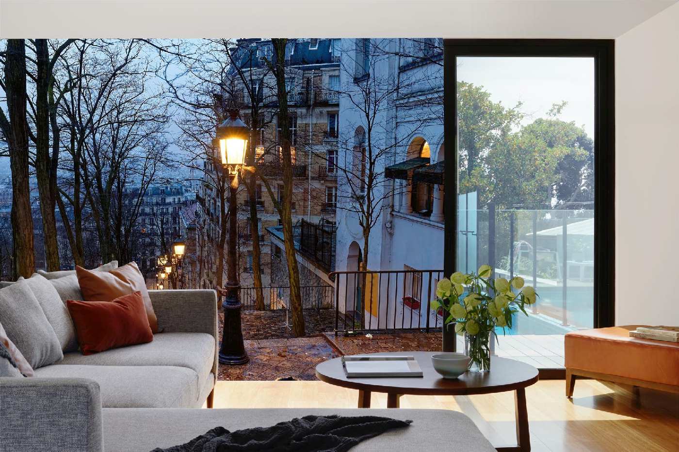 Samolepicí vliesová fototapeta Montmartre 375 x 250 cm
