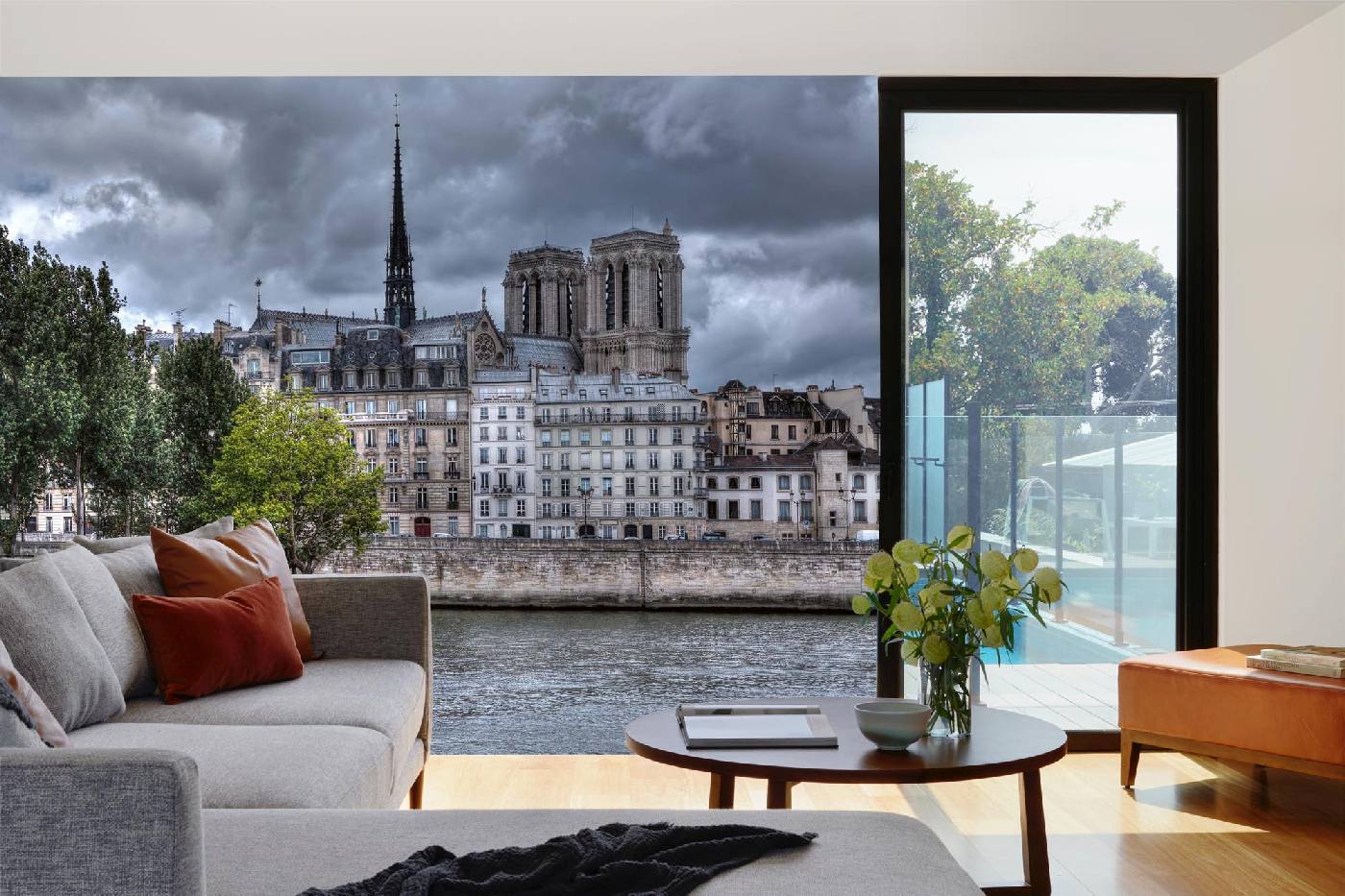 Samolepicí vliesová fototapeta Pařížské budovy 375 x 250 cm