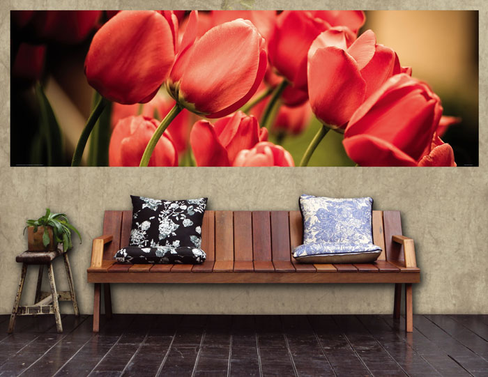 M-432 Vliesové fototapety na zeď Červené tulipány - 330 x 110 cm