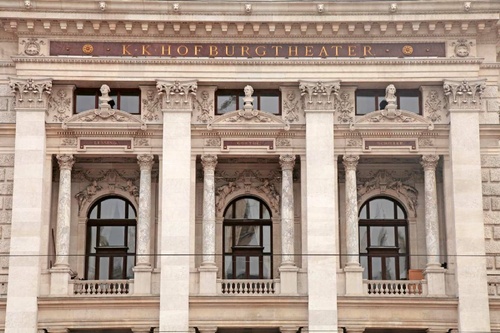 Vliesová fototapeta Burgtheater 375 x 250 cm