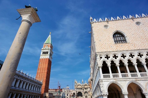 Vliesová fototapeta Benátky, Itálie 375 x 250 cm