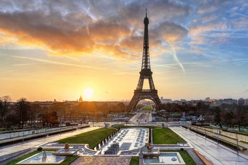 Vliesová fototapeta Eiffelova věž II. 375 x 250 cm