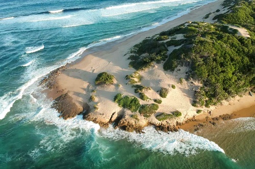 Vliesová fototapeta Pohled z dronu – pláž 375 x 250 cm