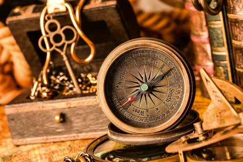 Vliesová fototapeta Starožitný kompas 375 x 250 cm