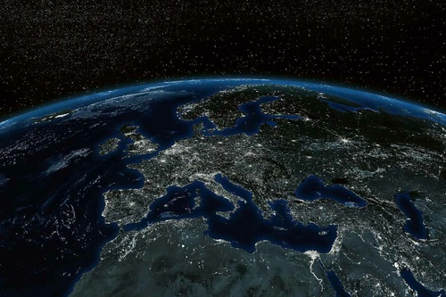 Vliesová fototapeta Evropa z vesmíru 375 x 250 cm