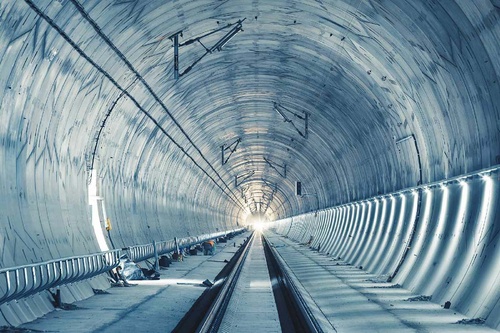 Vliesová fototapeta Konstrukce tunelu 375 x 250 cm