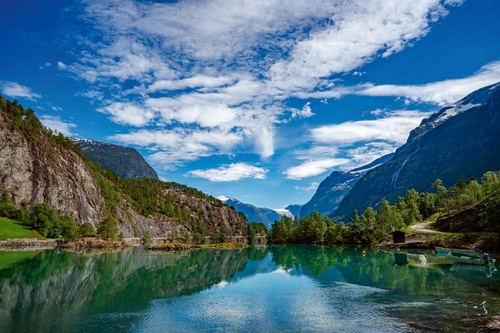 Vliesová fototapeta Norská přírodní krajina 375 x 250 cm