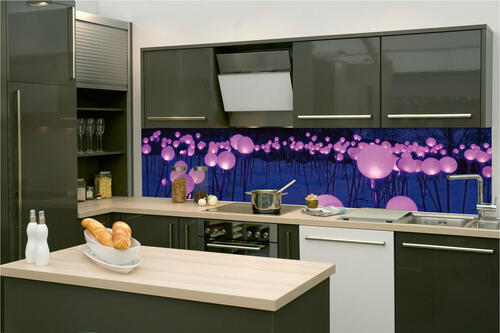 Fototapeta do kuchyně - Fialové zahradní osvětlení 260 x 60 cm