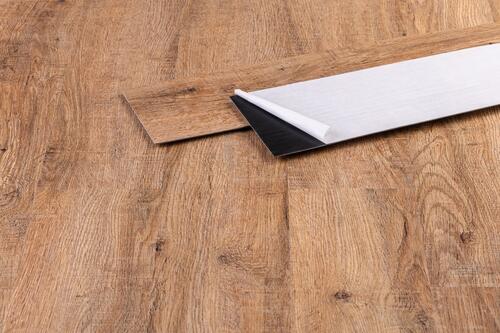 Samolepicí PVC Podlahová deska - ASH TOLEDO - 16 ks/bal. (cca. 2,23 m²)